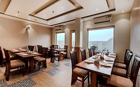 Hotel Indus-Divine Golden View, Amritsar